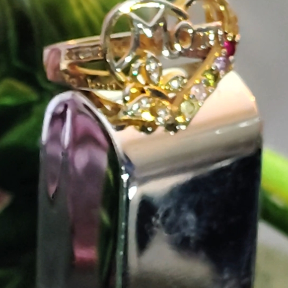 Mom Ring - Picture 3 of 12